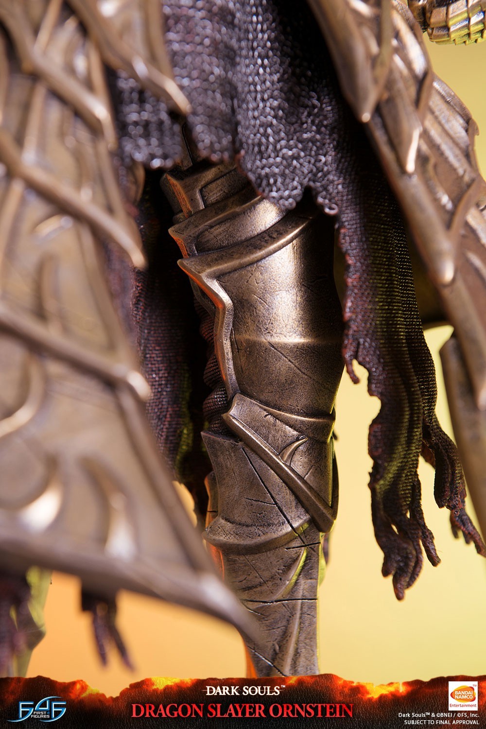Dark Souls - Ryuugari Ornstein - Exclusive Edition (First 4 Figures) photo 17