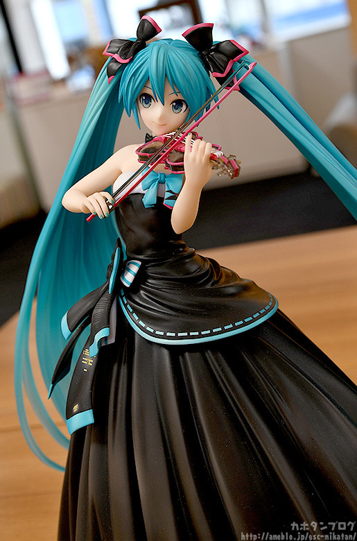 Vocaloid - Hatsune Miku - 1/8 - Symphony 2017 ver. (Good Smile Company) photo 6