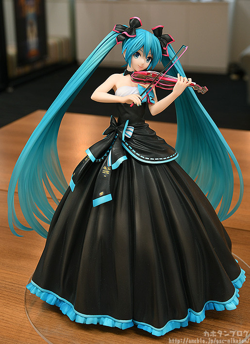 Vocaloid - Hatsune Miku - 1/8 - Symphony 2017 ver. (Good Smile Company) photo 7