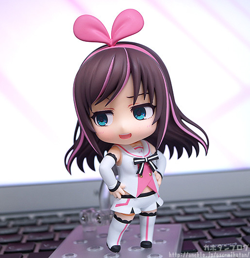A.I.Channel - Kizuna Ai - Nendoroid  (#899) (Good Smile Company) photo 6