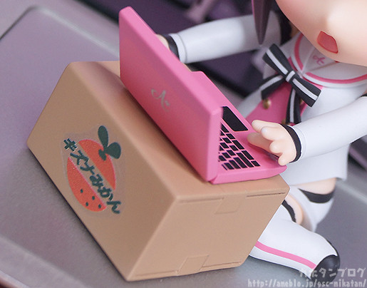 A.I.Channel - Kizuna Ai - Nendoroid  (#899) (Good Smile Company) photo 15