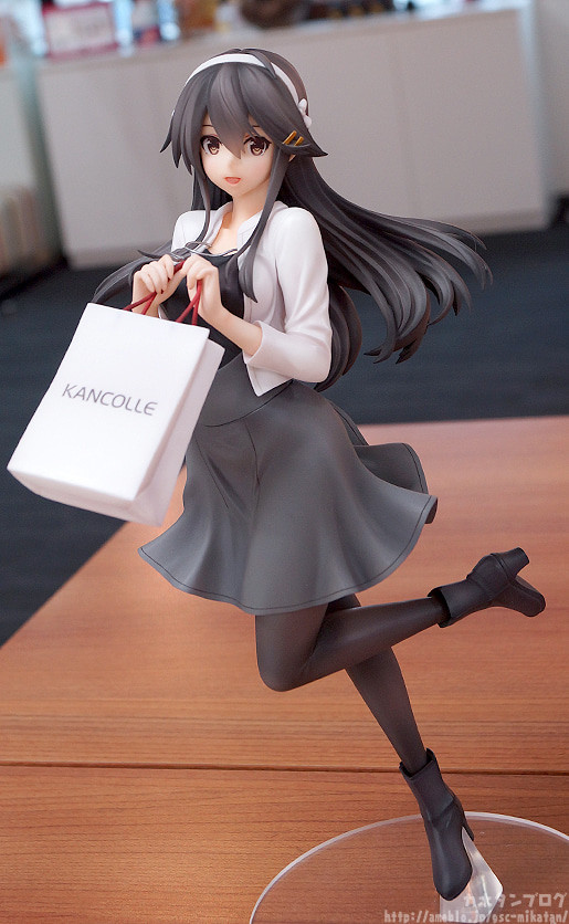 Kantai Collection ~Kan Colle~ - Haruna - 1/8 - Shopping Mode (Good Smile Company) photo 4