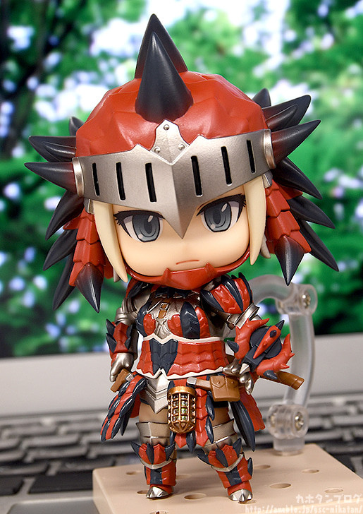 Monster Hunter World - Hunter - Nendoroid  (#993) - Female Rathalos Armor Edition (Good Smile Company) photo 6