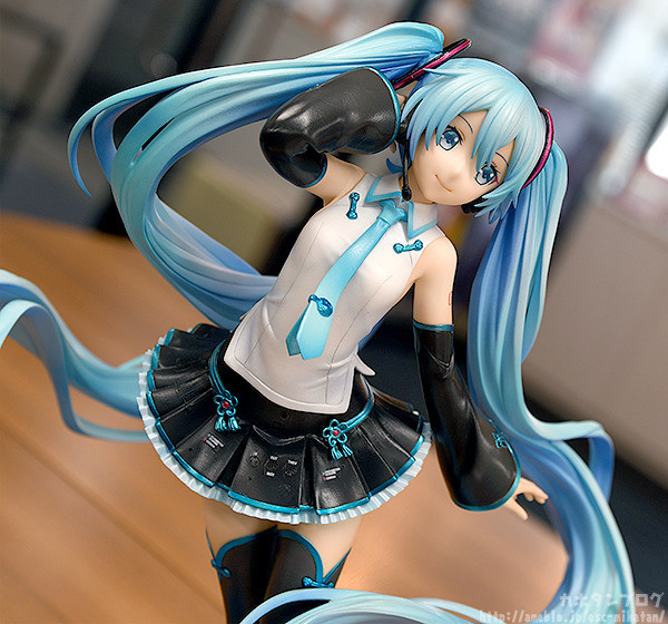 Vocaloid - Hatsune Miku - 1/8 - V4 Chinese (Good Smile Company) photo 10