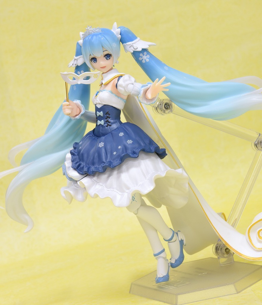 Vocaloid - Hatsune Miku - Rabbit Yukine - Figma  (#EX-054) - Snow Princess ver. (Max Factory) photo 5
