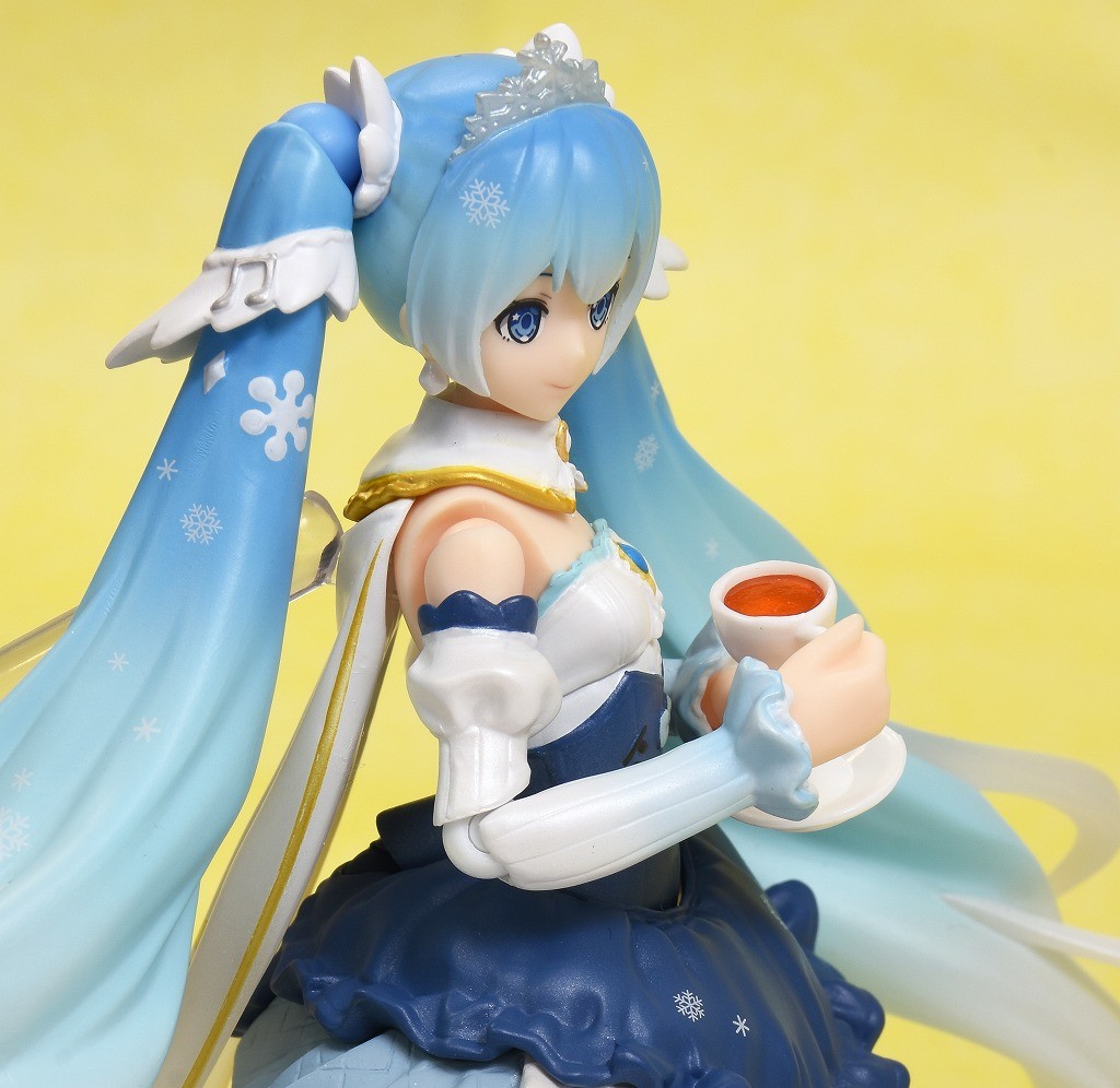 Vocaloid - Hatsune Miku - Rabbit Yukine - Figma  (#EX-054) - Snow Princess ver. (Max Factory) photo 6