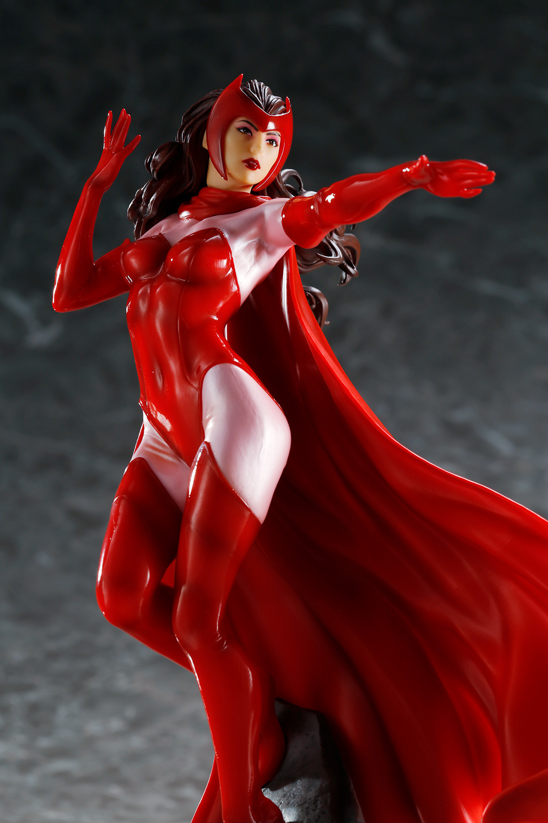 Avengers - Scarlet Witch - ARTFX+ - 1/10 (Kotobukiya) photo 18