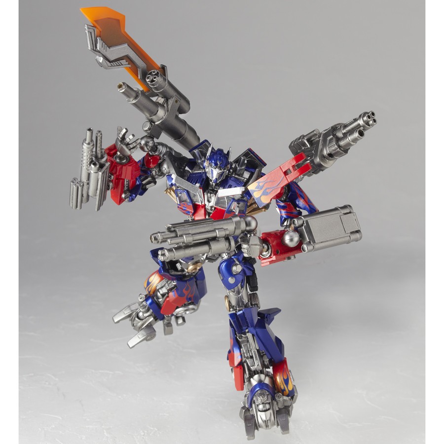 Transformers: Dark of the Moon - Convoy - Legacy of Revoltech  (LR-050) - Revoltech - Revoltech SFX  (030) - Optimus Prime (Kaiyodo) photo 3