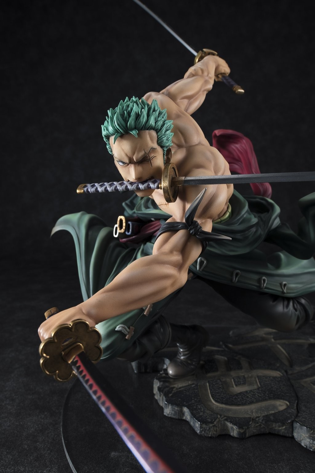 One Piece - Roronoa Zoro - Portrait Of Pirates "SA-MAXIMUM" - Portrait Of Pirates Limited Edition - 1/8 - ver. 3000 World!!! (MegaHouse) photo 4