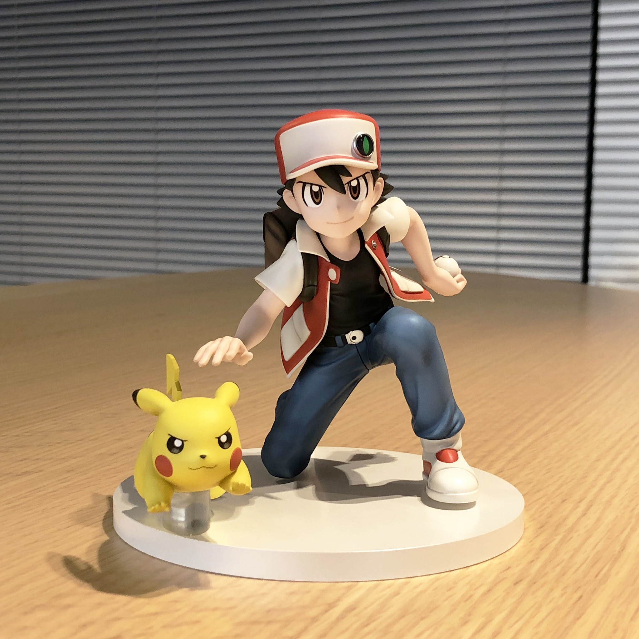 Pocket Monsters - Pikachu - Red - Pokémon Center Original Figure - 1/8 (Kotobukiya) photo 2