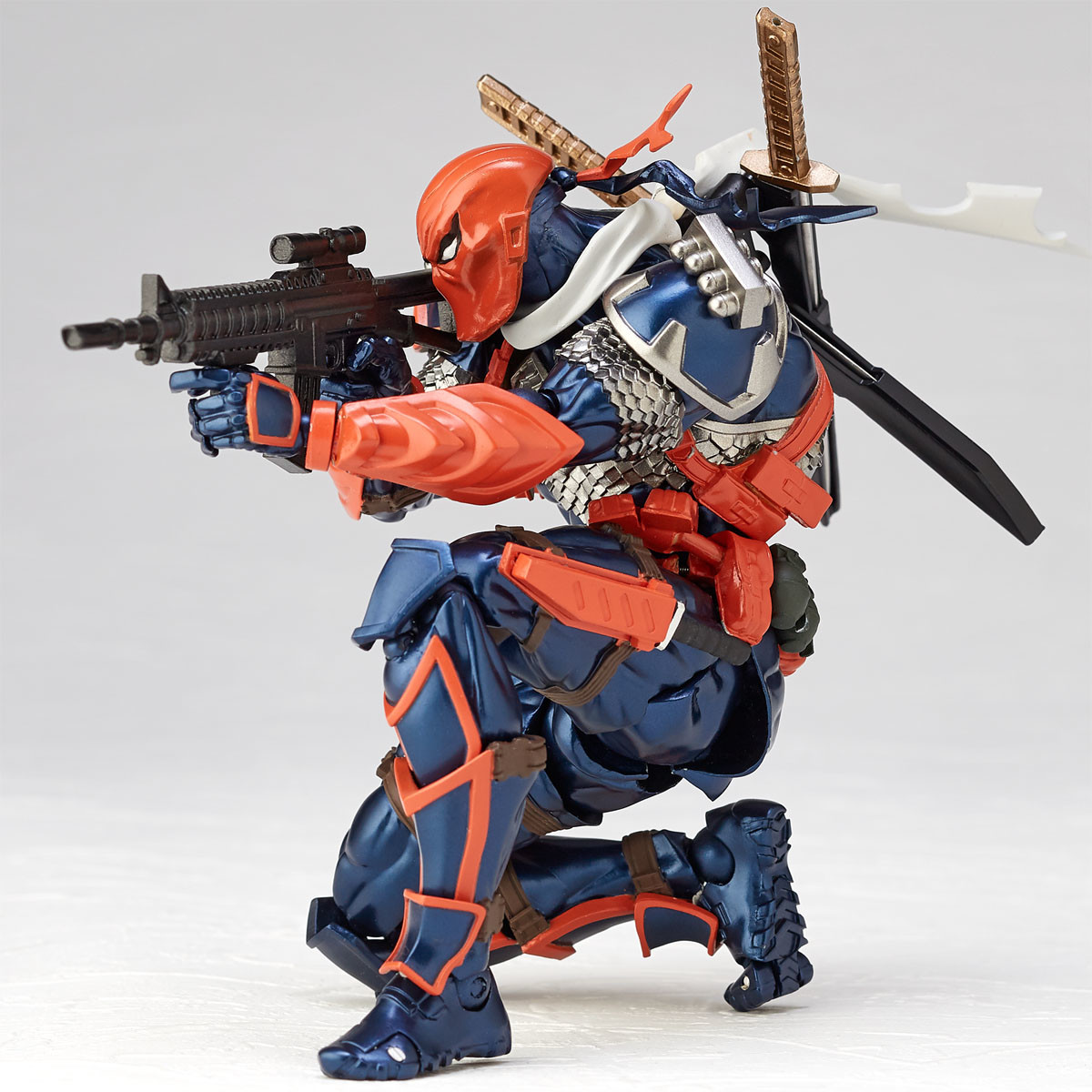 Justice League - Deathstroke - Amazing Yamaguchi (No.011) - Revoltech (Kaiyodo) photo 4