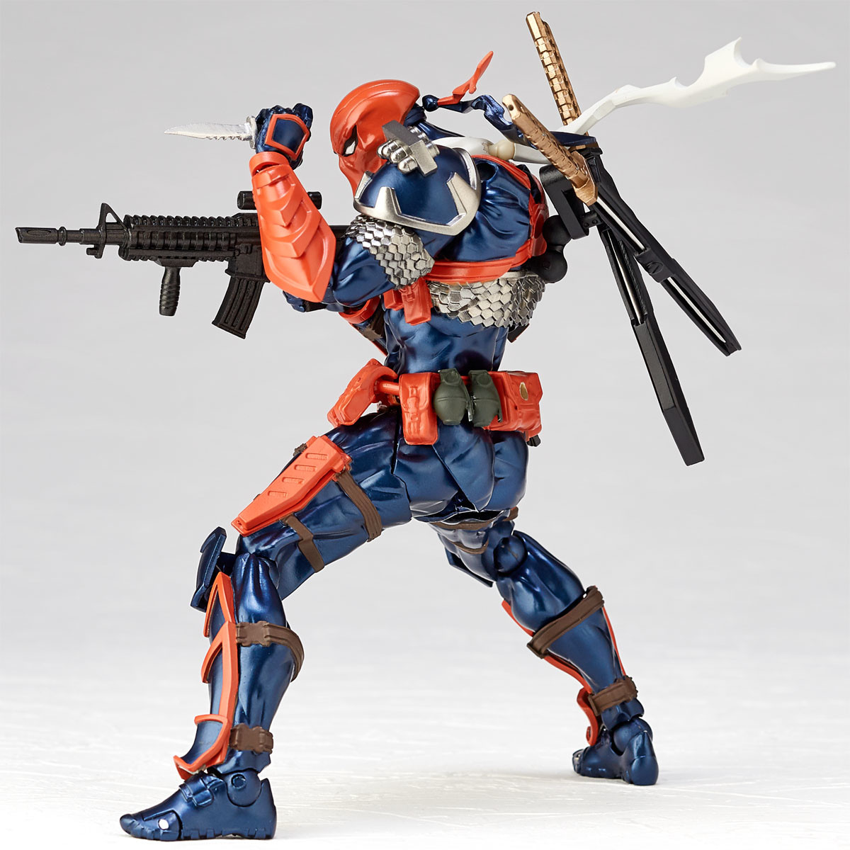 Justice League - Deathstroke - Amazing Yamaguchi (No.011) - Revoltech (Kaiyodo) photo 5
