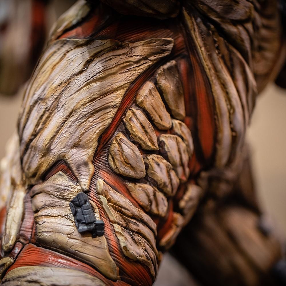 Shingeki no Kyojin - Eren Kyojin - Mikasa Ackerman - Yoroi no Kyojin - Elite Exclusive Statue (Figurama Collectors) photo 17