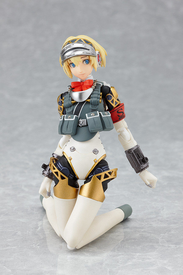 Persona 3 FES - Aegis - Figma  (#EX-008) - Heavy ver. (Max Factory) photo 5