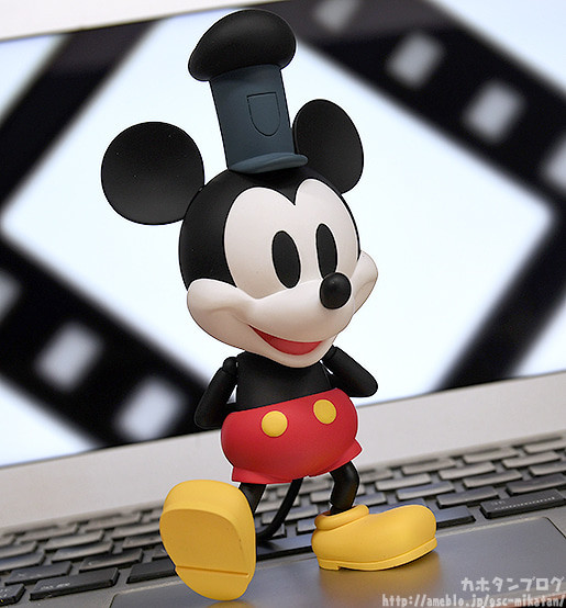 Steamboat Willie - Mickey Mouse - Nendoroid  (#1010b) - 1928 Ver., Color (Good Smile Company) photo 9