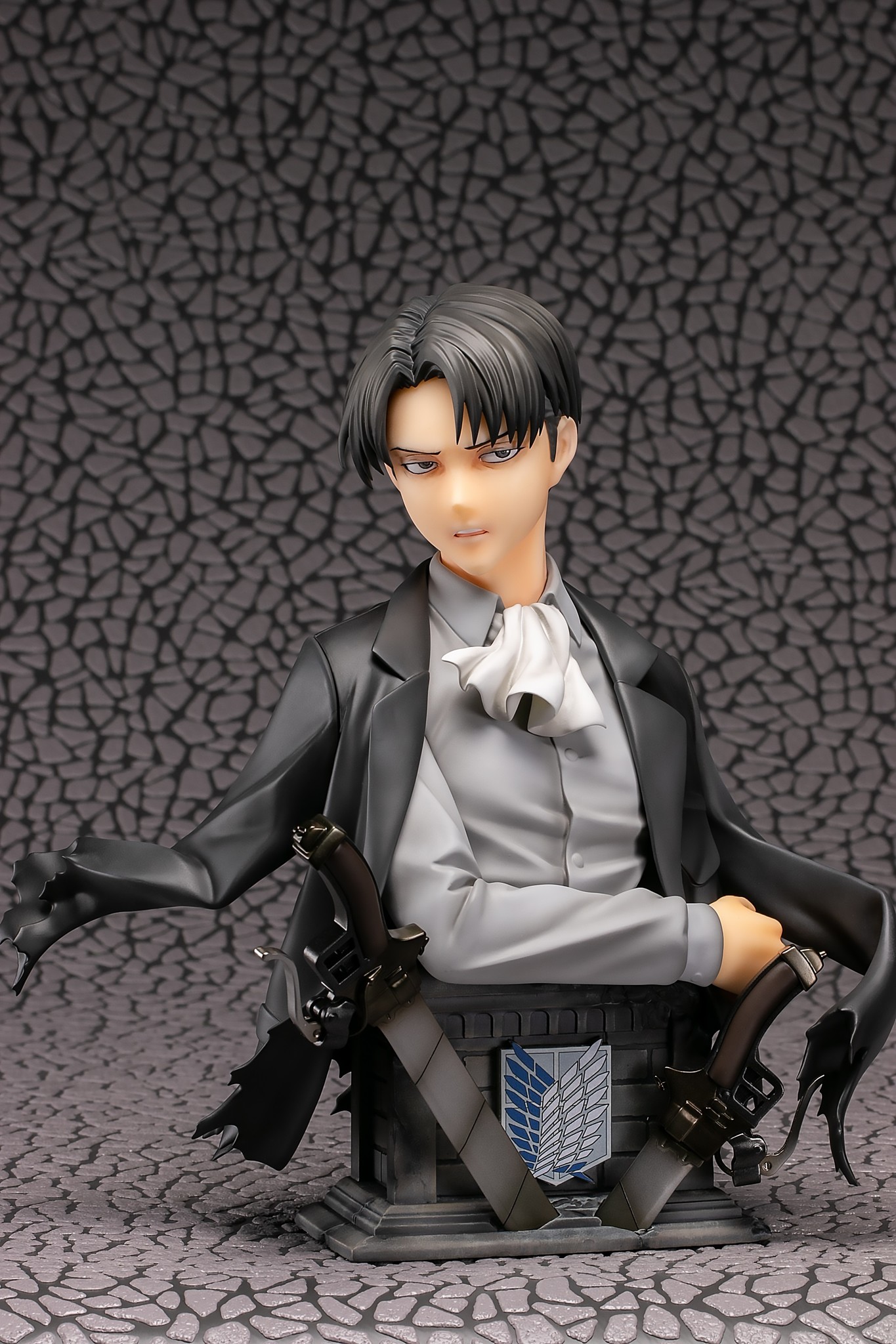 Shingeki no Kyojin - Levi - Bust - 1/3 - Bust Ver., Color Ver. (FOTS Japan) photo 4