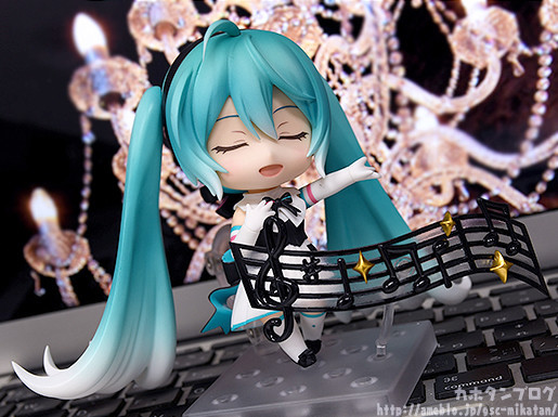 Vocaloid - Hatsune Miku - Nendoroid (#1039) - Symphony 2018 - 2019 Ver. (Good Smile Company) photo 13