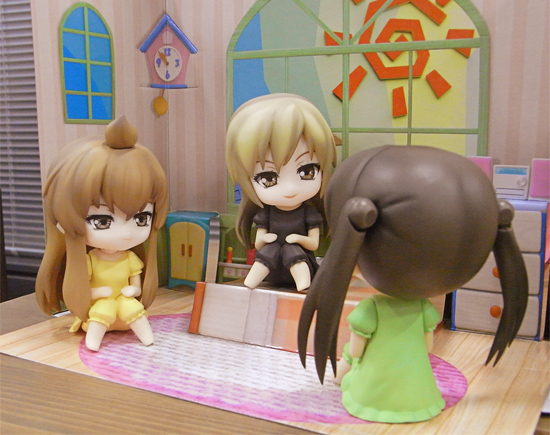 Minami-ke - Minami Haruka - Nendoroid (#312) (Gift) photo 8