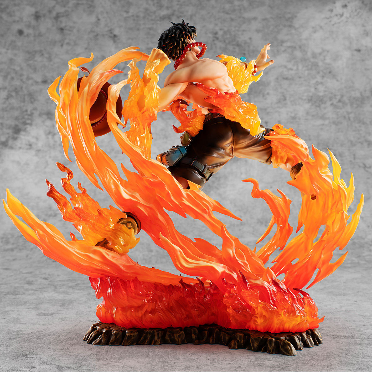 One Piece - Portgas D. Ace - Portrait Of Pirates Maximum - 15th Limited Ver. (MegaHouse) photo 13