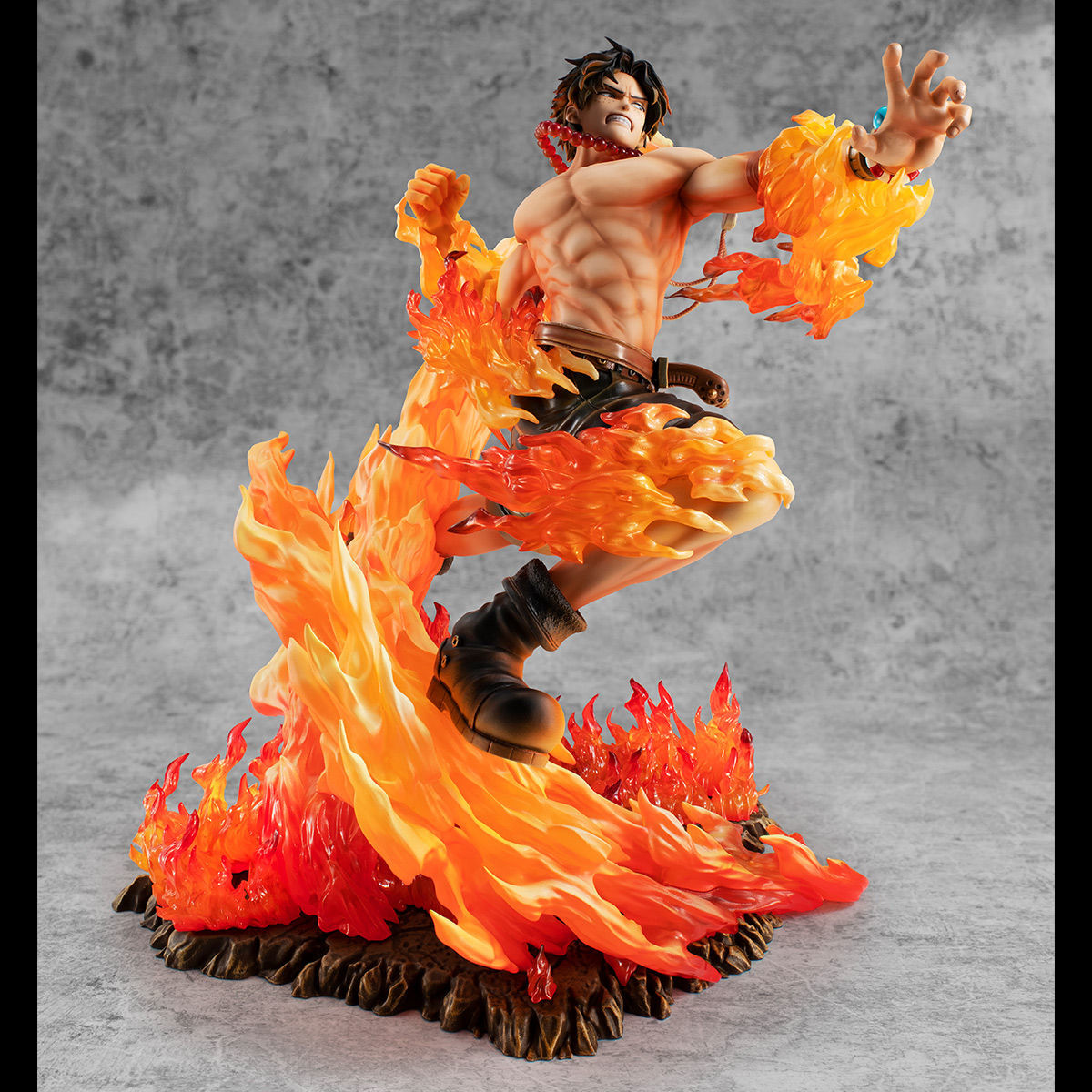 One Piece - Portgas D. Ace - Portrait Of Pirates Maximum - 15th Limited Ver. (MegaHouse) photo 15
