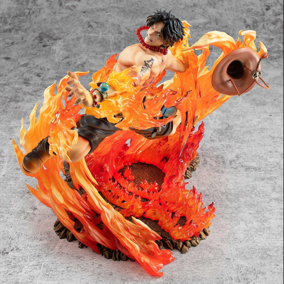 One Piece - Portgas D. Ace - Portrait Of Pirates Maximum - 15th Limited Ver. (MegaHouse) photo 16