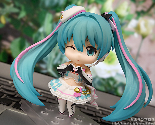 Good Smile Racing - Hatsune Miku - Nendoroid (#1100) - Racing 2019 Ver. (Good Smile Company, GOOD SMILE Racing) photo 11
