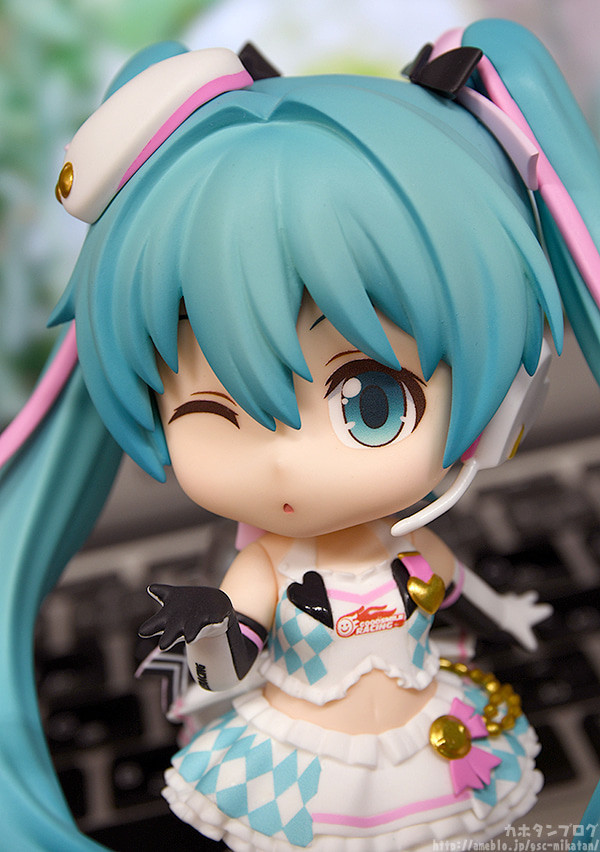 Good Smile Racing - Hatsune Miku - Nendoroid (#1100) - Racing 2019 Ver. (Good Smile Company, GOOD SMILE Racing) photo 17