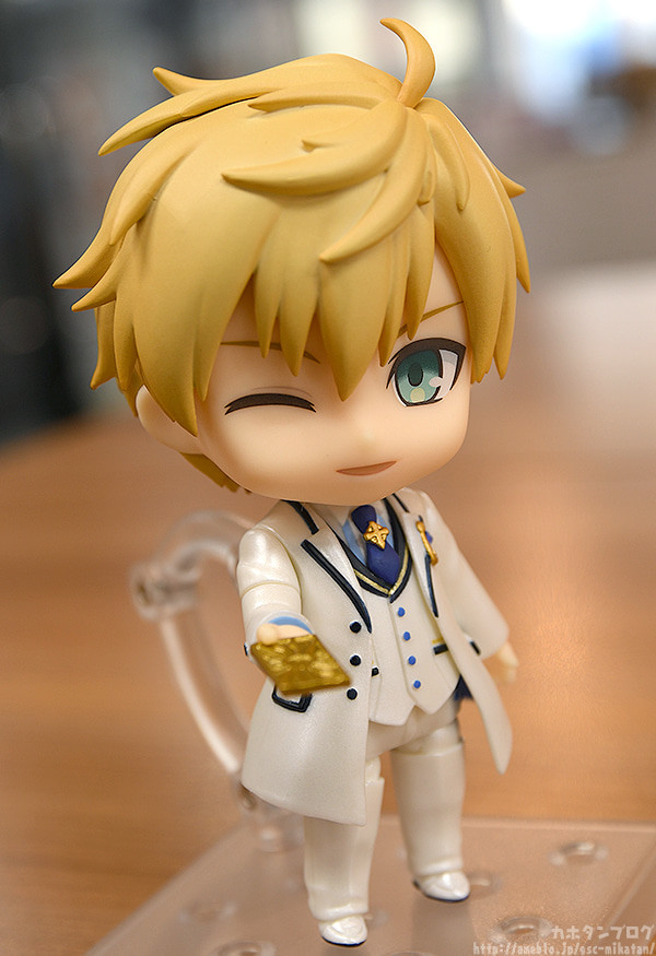 Fate/Grand Order - Arthur Pendragon - Nendoroid (#1051) - Saber, Prototype, Costume Dress: -White Rose- Ver. (Orange Rouge) photo 13