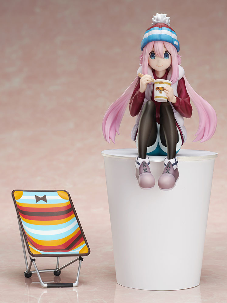 Yurucamp - Kagamihara Nadeshiko - F:Nex - Premium Noodle Stopper Figure - 1/8 (FuRyu) photo 4