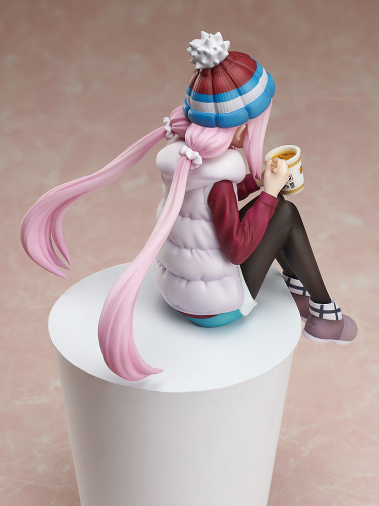 Yurucamp - Kagamihara Nadeshiko - F:Nex - Premium Noodle Stopper Figure - 1/8 (FuRyu) photo 9