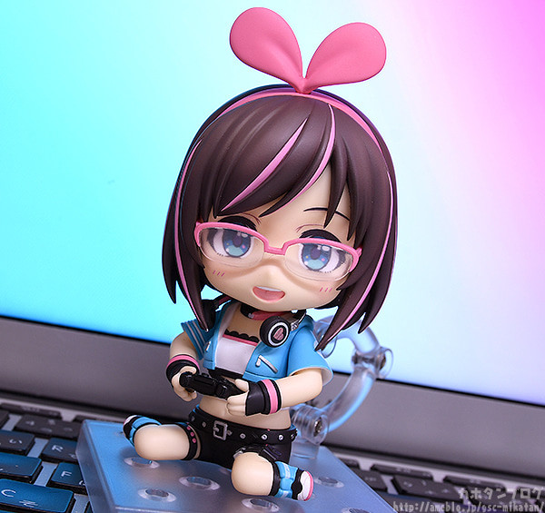 A.I.Channel - Kizuna Ai - Nendoroid  (#1115) - 2019 Ver. (Good Smile Company) photo 6