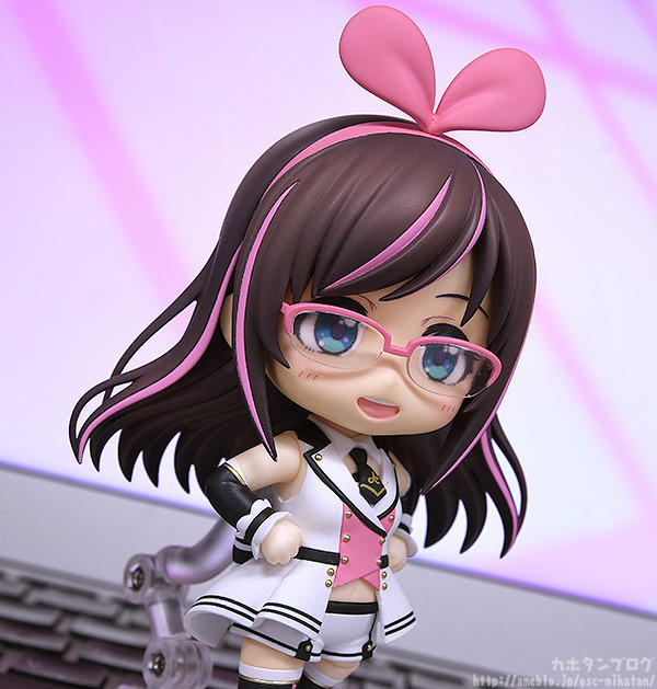 A.I.Channel - Kizuna Ai - Nendoroid  (#1115) - 2019 Ver. (Good Smile Company) photo 16