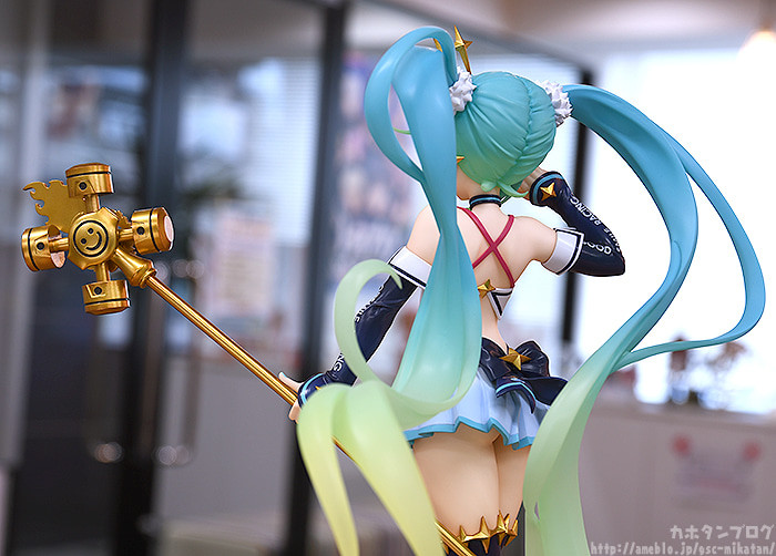 Good Smile Racing - Hatsune Miku - 1/7 - Racing 2018, Summer Ver. (Max Factory) photo 5