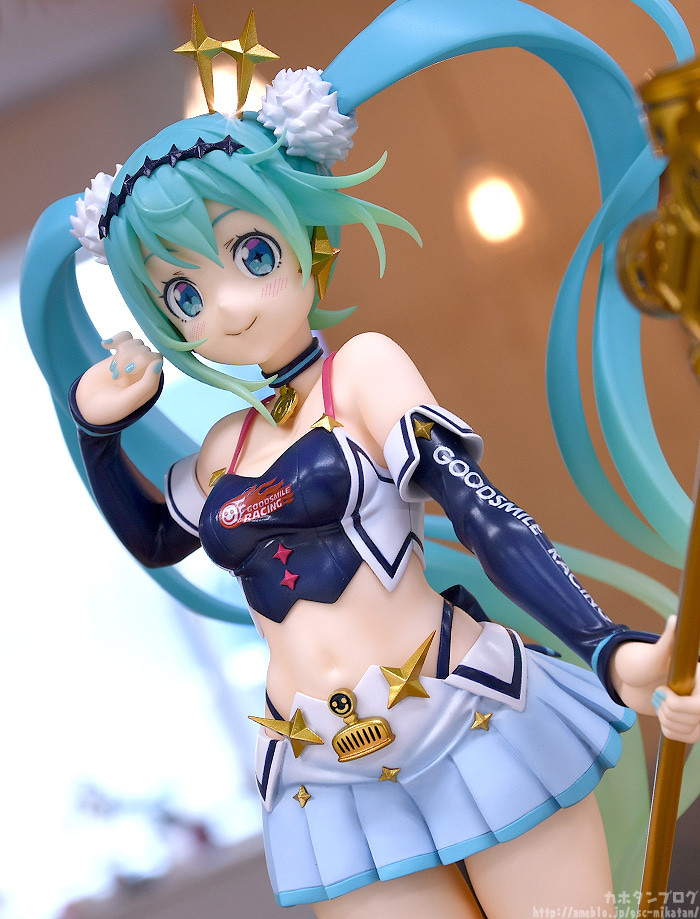 Good Smile Racing - Hatsune Miku - 1/7 - Racing 2018, Summer Ver. (Max Factory) photo 9