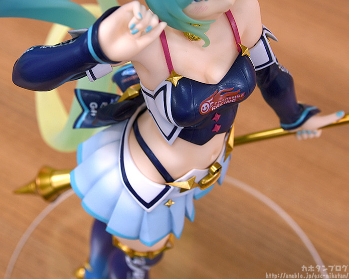 Good Smile Racing - Hatsune Miku - 1/7 - Racing 2018, Summer Ver. (Max Factory) photo 13