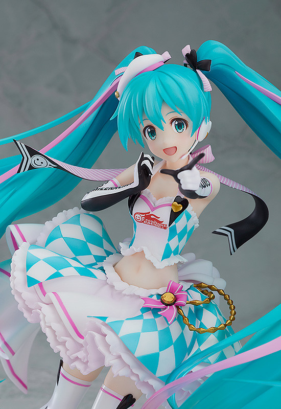 Good Smile Racing - Hatsune Miku - 1/8 - Racing 2019 Ver. feat. Annindoufu (Good Smile Company, GOOD SMILE Racing) photo 2