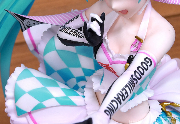 Good Smile Racing - Hatsune Miku - 1/8 - Racing 2019 Ver. feat. Annindoufu (Good Smile Company, GOOD SMILE Racing) photo 3