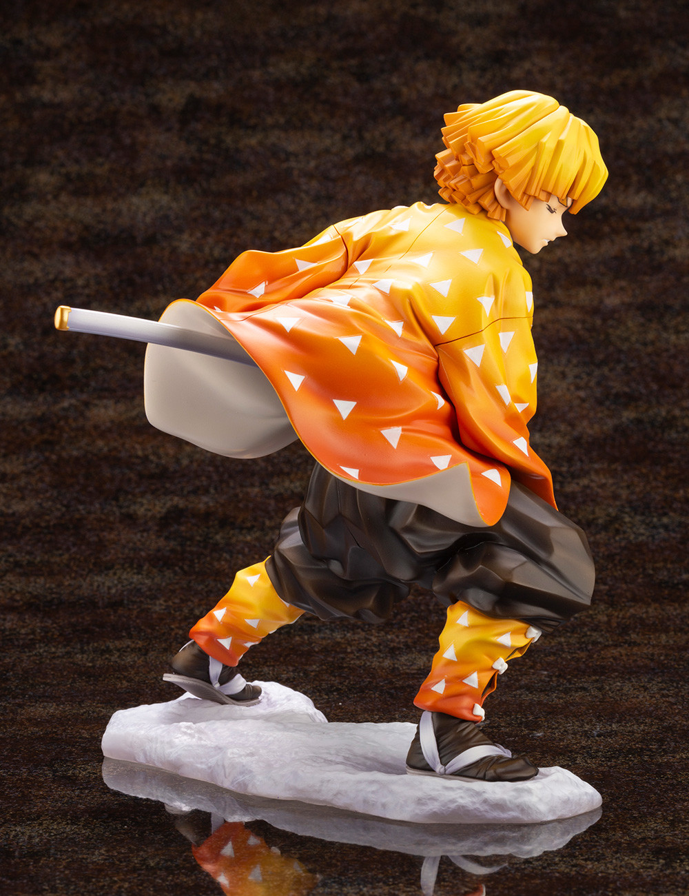 Kimetsu no Yaiba - Agatsuma Zenitsu - ARTFX J - 1/8 (Kotobukiya) photo 10
