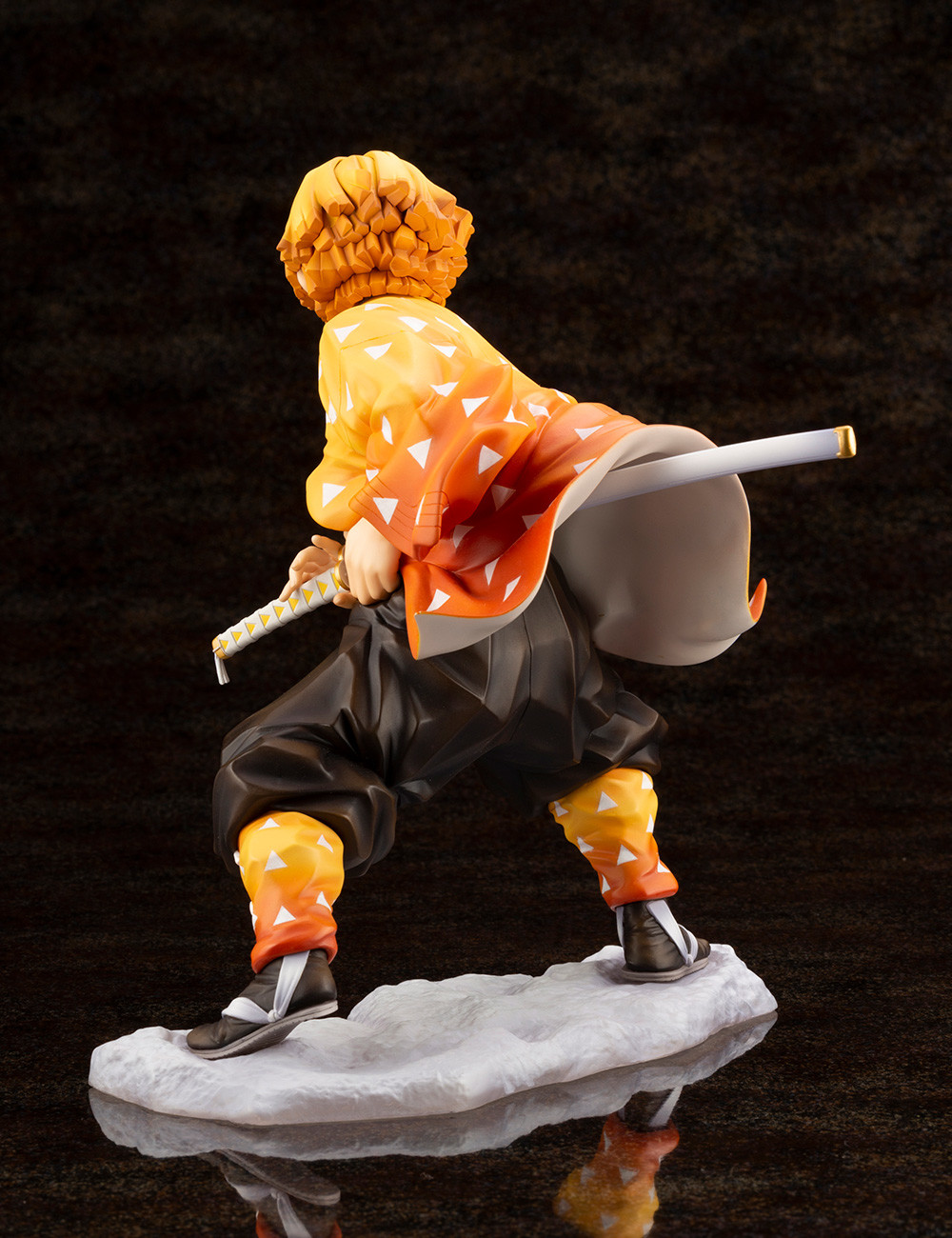 Kimetsu no Yaiba - Agatsuma Zenitsu - ARTFX J - 1/8 (Kotobukiya) photo 13