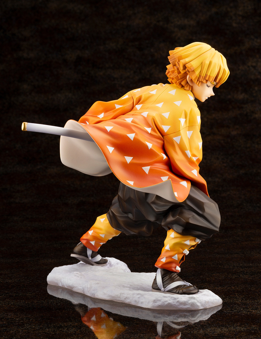Kimetsu no Yaiba - Agatsuma Zenitsu - ARTFX J - 1/8 (Kotobukiya) photo 14