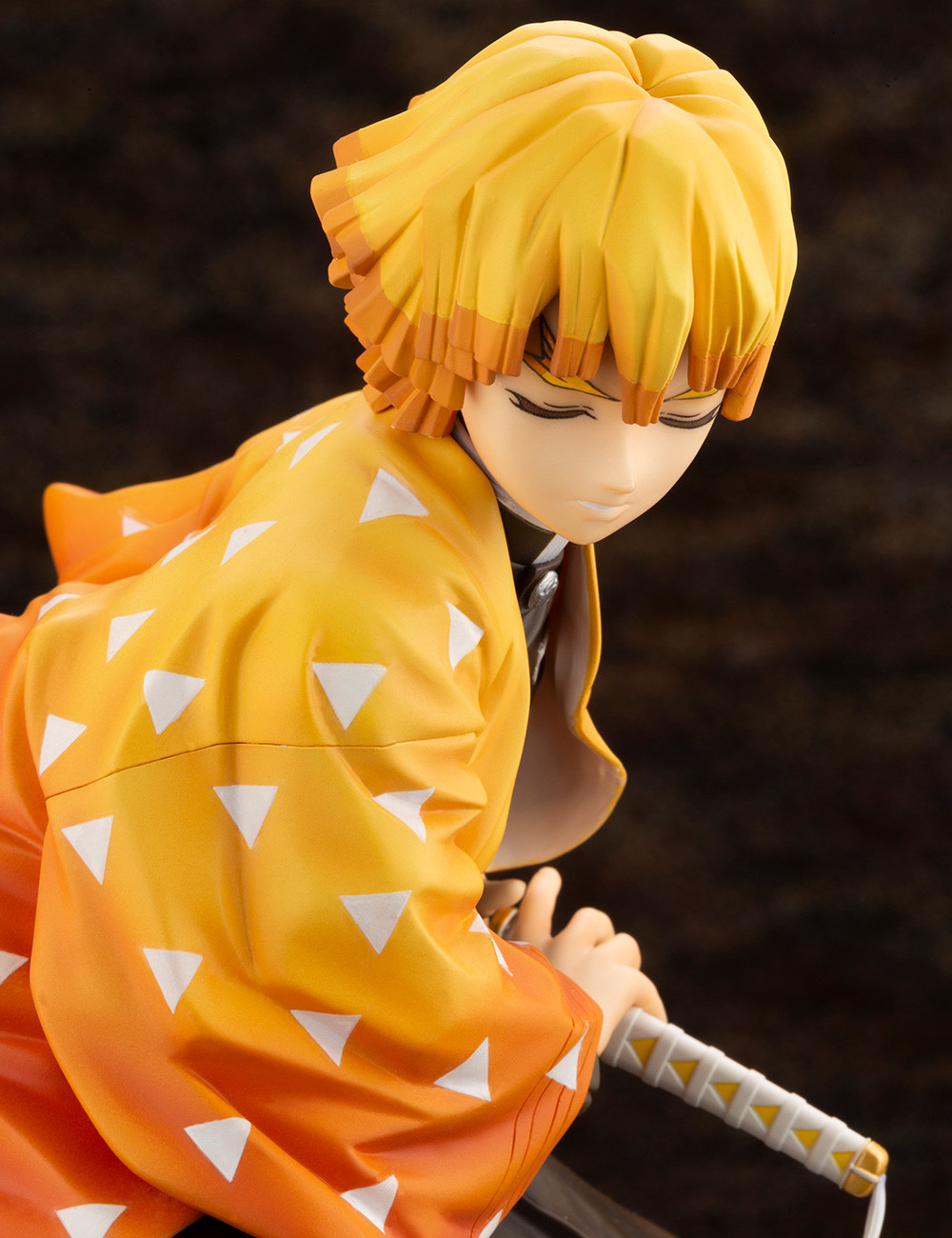Kimetsu no Yaiba - Agatsuma Zenitsu - ARTFX J - 1/8 (Kotobukiya) photo 15