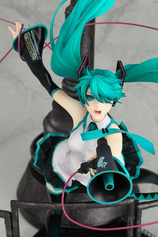 Vocaloid - Hatsune Miku - 1/8 - Love is War (Good Smile Company) photo 5