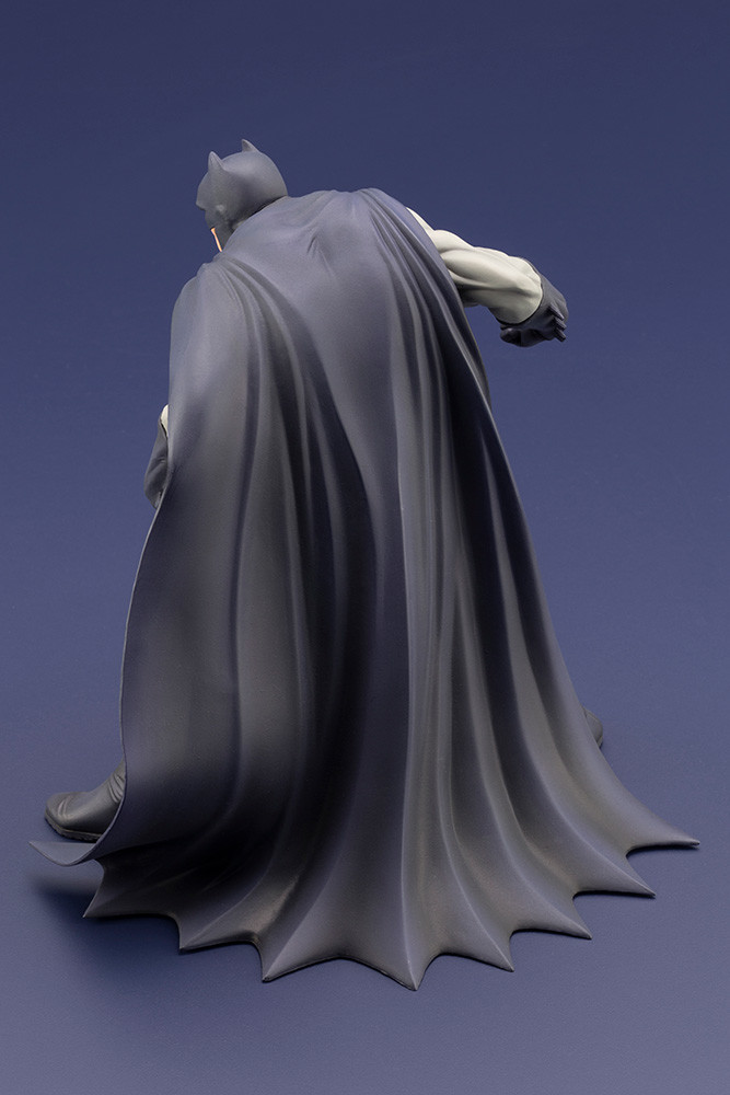 Batman: Hush - Batman - ARTFX+ - 1/10 (Kotobukiya) photo 4