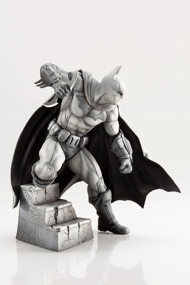 Batman: Arkham City - Batman - ARTFX+ - 1/10 - 10th Anniversary Limited Edition (Kotobukiya) photo 3