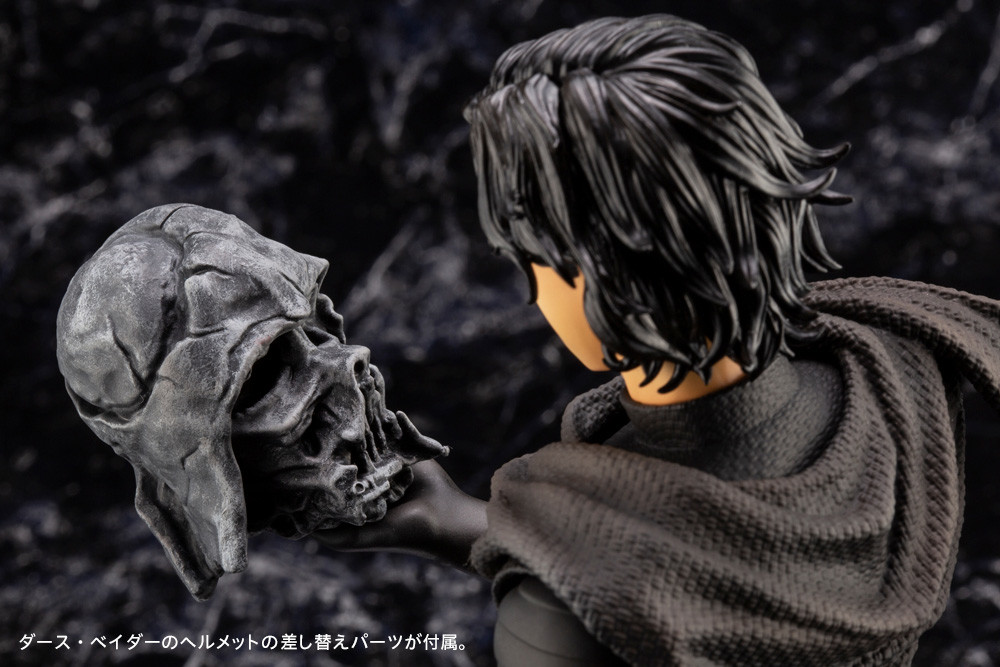 Star Wars: The Force Awakens - Kylo Ren - ARTFX - ARTFX Artist Series - 1/7 - Cloaked in Shadows (Kotobukiya) photo 9