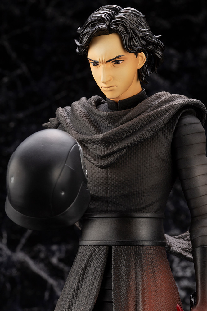 Star Wars: The Force Awakens - Kylo Ren - ARTFX - ARTFX Artist Series - 1/7 - Cloaked in Shadows (Kotobukiya) photo 15