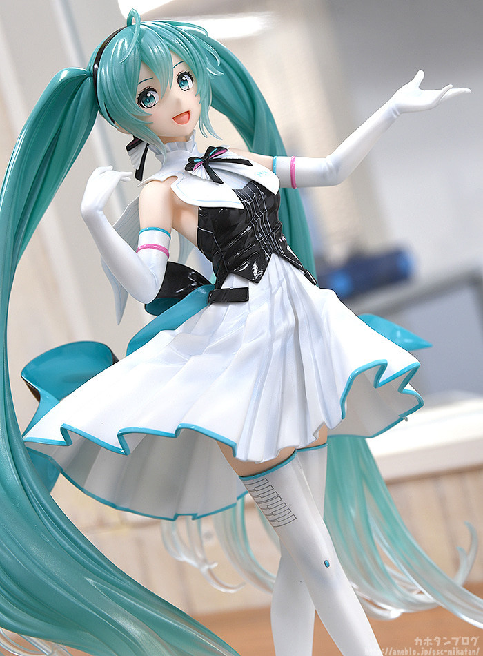 Vocaloid - Hatsune Miku - 1/8 - Symphony 2019 Ver. (Good Smile Company) photo 7