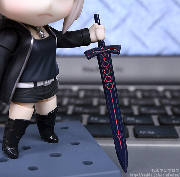 Fate/Grand Order - Altria Pendragon - Nendoroid (#1142) - Saber, (Alter), Shinjuku Ver. (Good Smile Company) photo 11