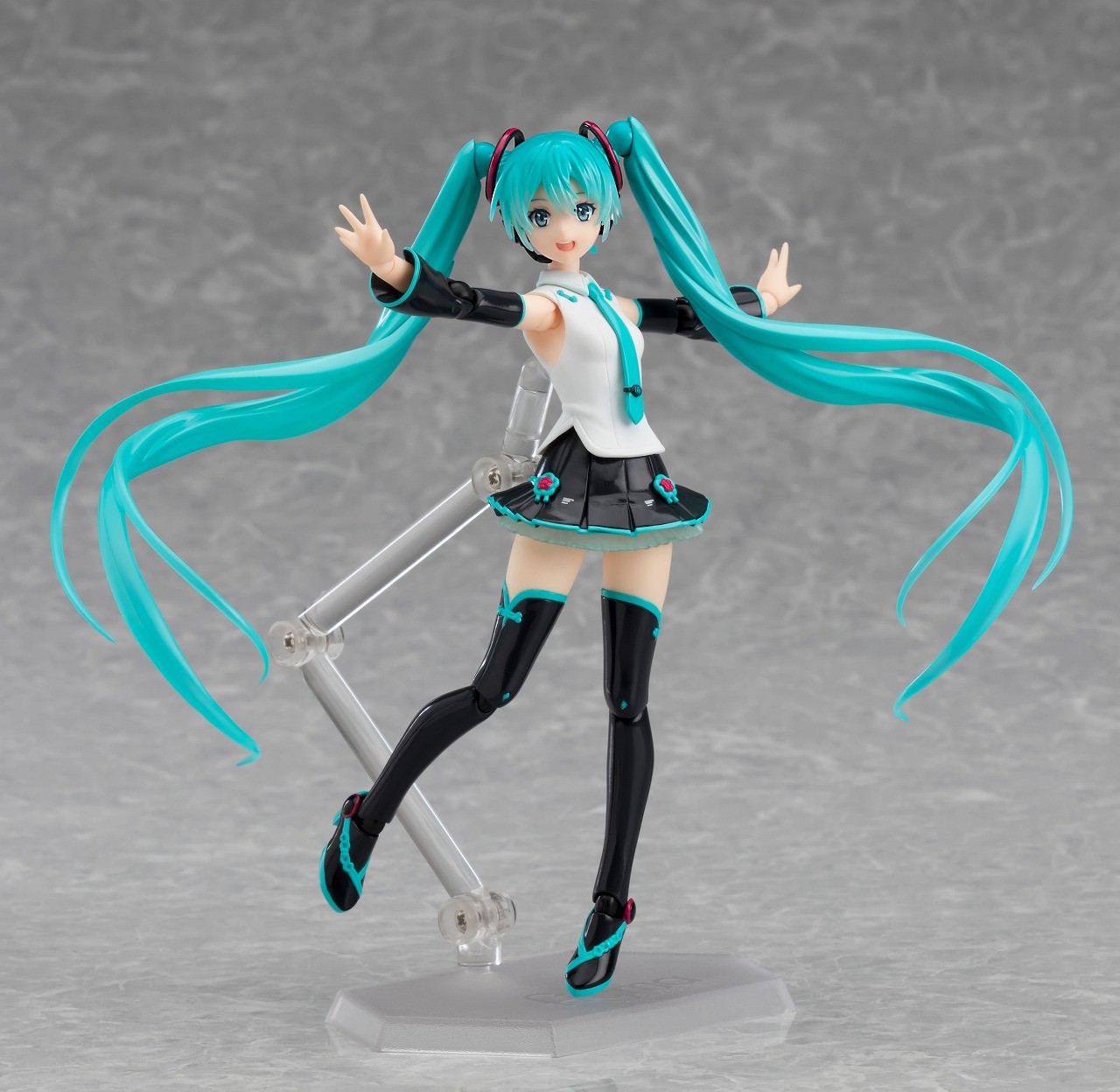 Vocaloid - Hatsune Miku - Figma (#444) - V4 Chinese (Max Factory) photo 5
