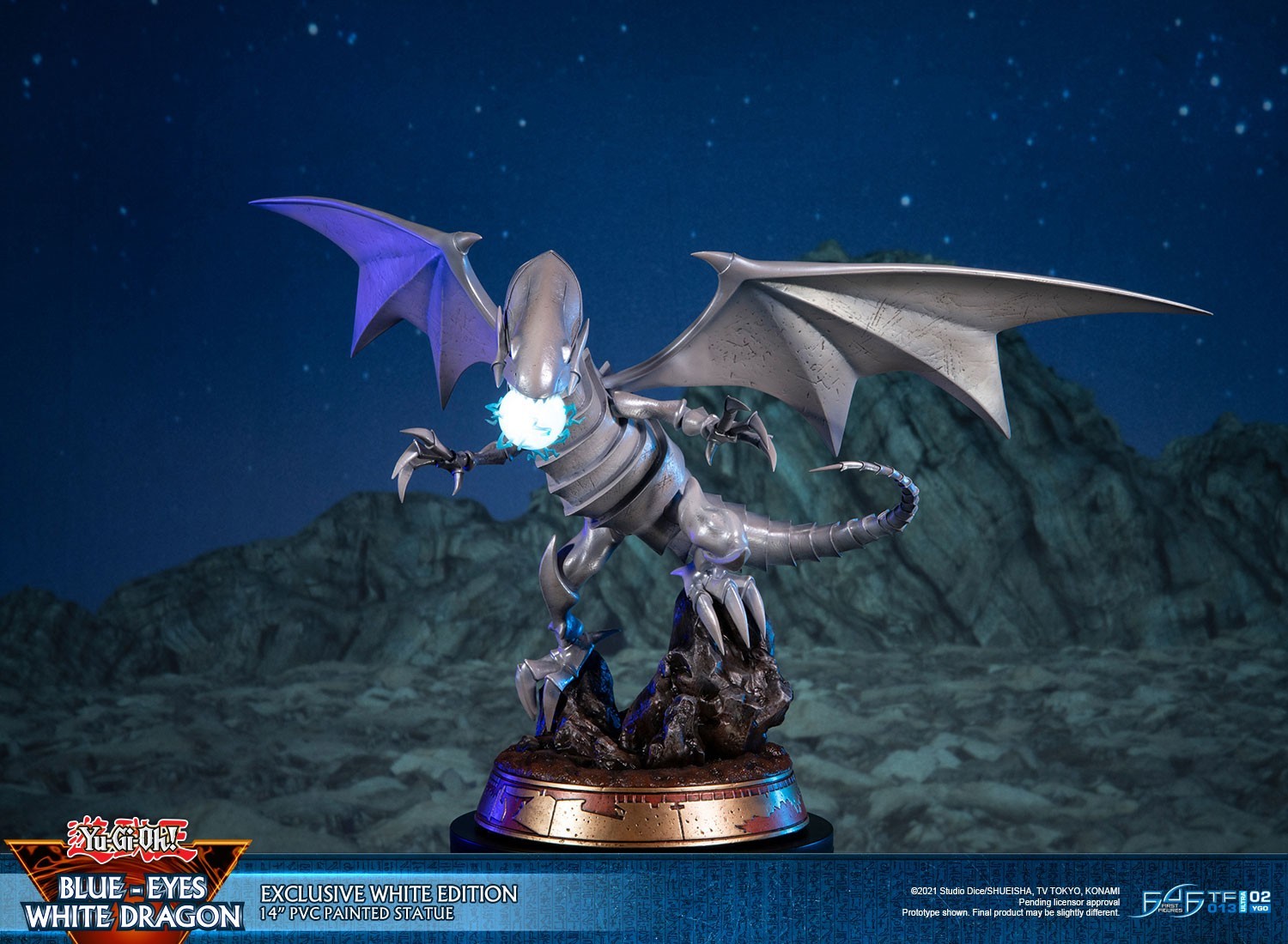Yu-Gi-Oh! Duel Monsters - Blue-Eyes White Dragon - Exclusive White Edition (First 4 Figures) photo 14
